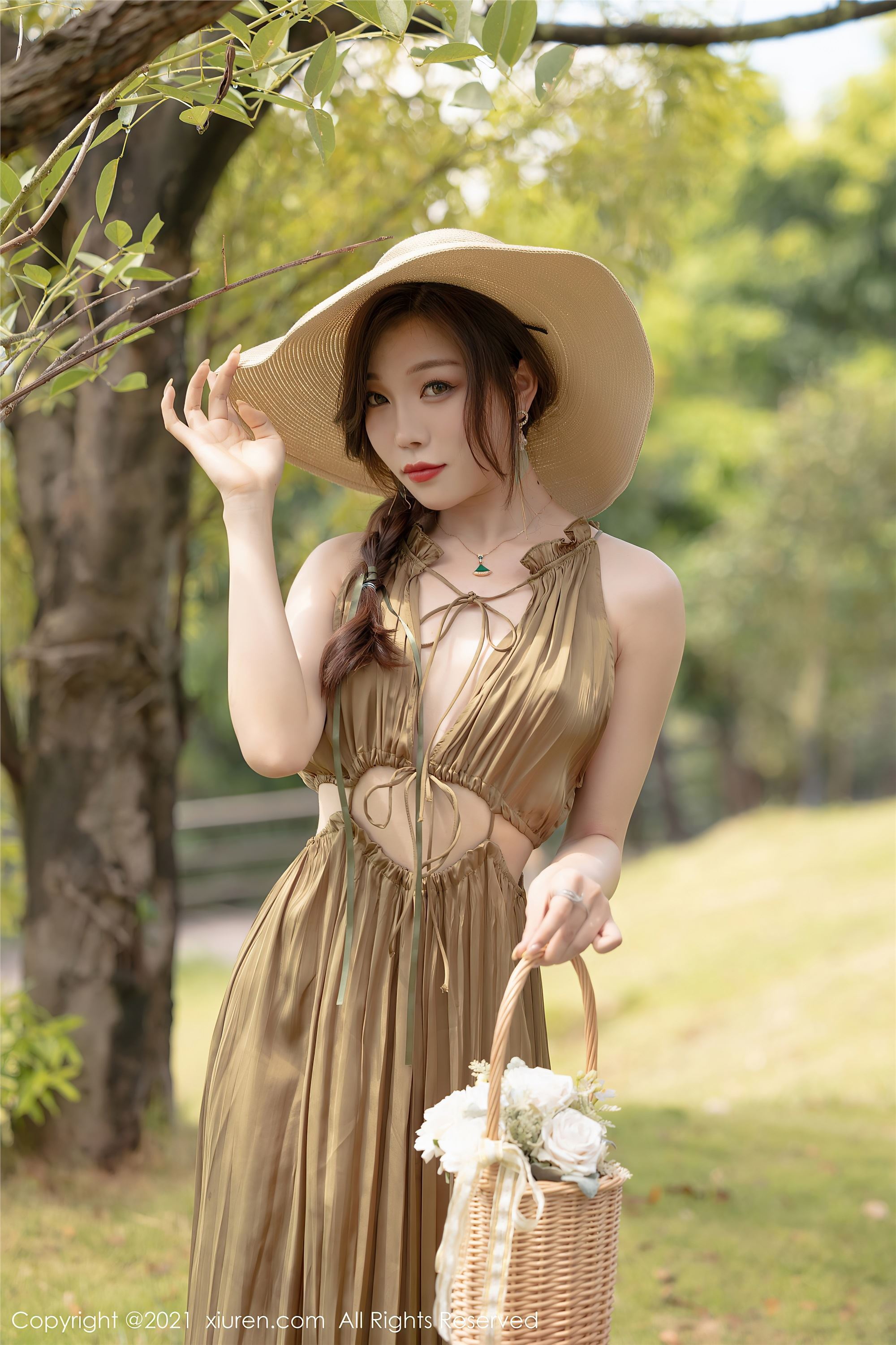 XIUREN秀人网 2021.08.23 No.3837 芝芝Booty